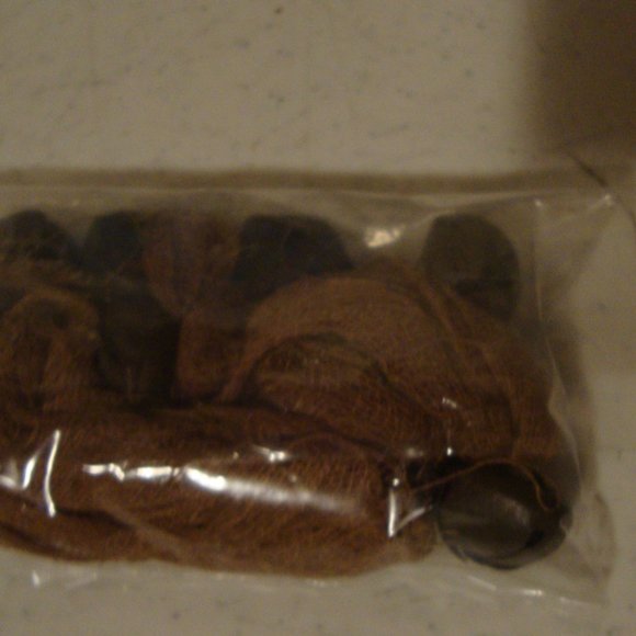 Rustic new Mini Bells Garland - Picture 3 of 4